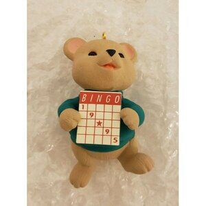 Christmas Ornament, Hallmark 1995 "Bingo Bear" handcrafted (OR102)